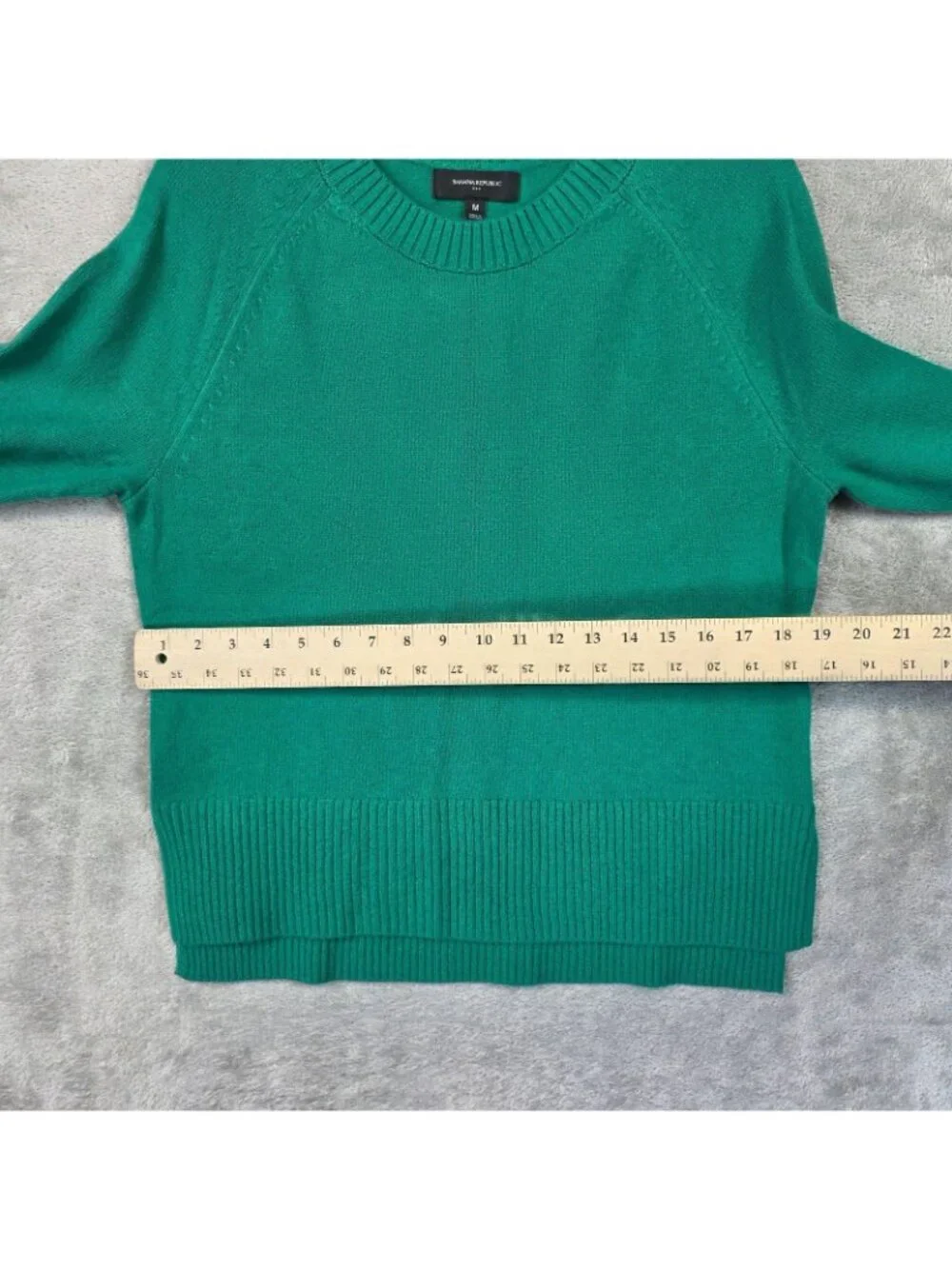 Banana Republic Sweater Womens M Green Crew Neck Raglan Knit Pullover Tunic Top